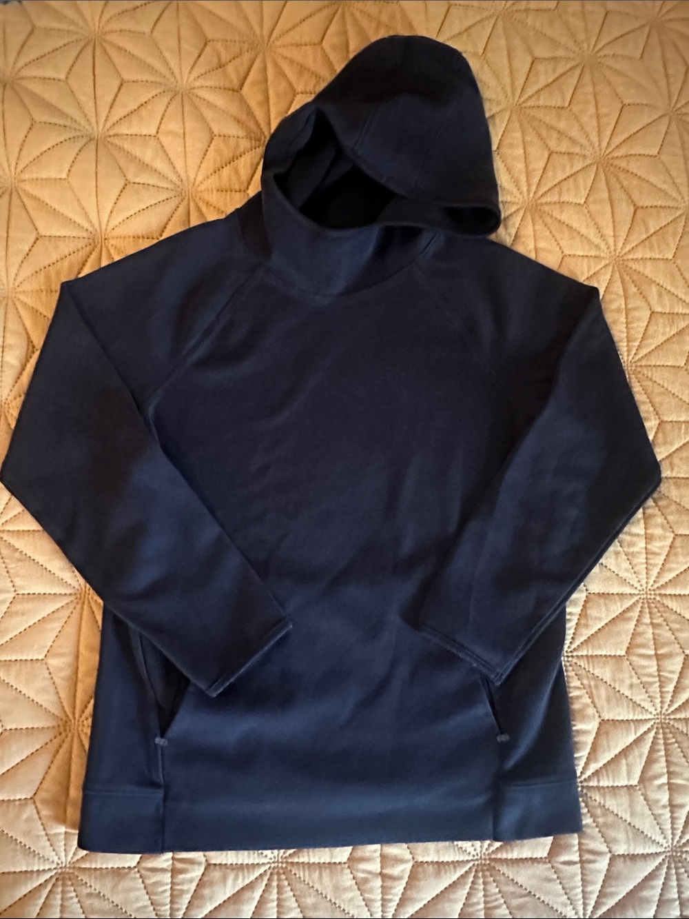 Boy’s Black Old Navy Active Dynamic Fleece L 10-12
